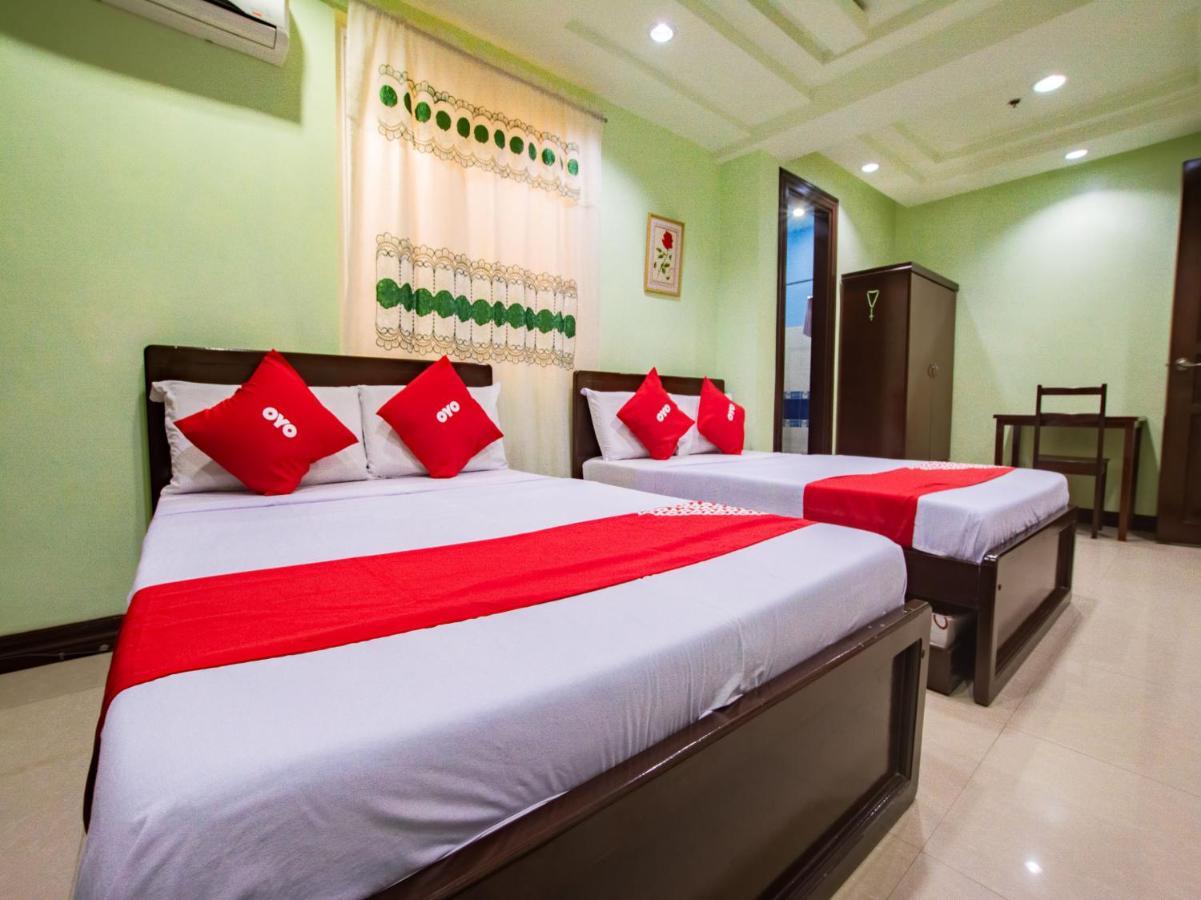 Oyo 573 Voyagers Palace Puerto Princesa Ngoại thất bức ảnh