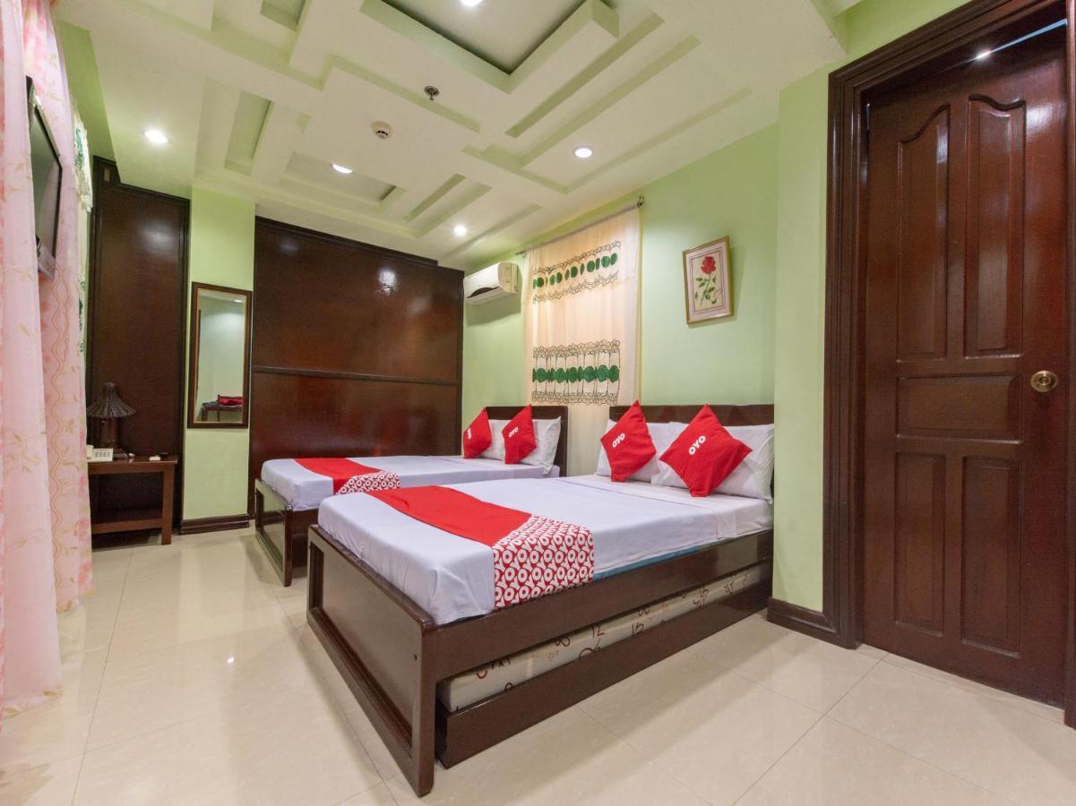 Oyo 573 Voyagers Palace Puerto Princesa Ngoại thất bức ảnh