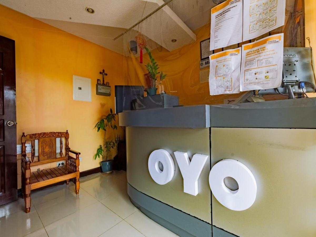 Oyo 573 Voyagers Palace Puerto Princesa Ngoại thất bức ảnh