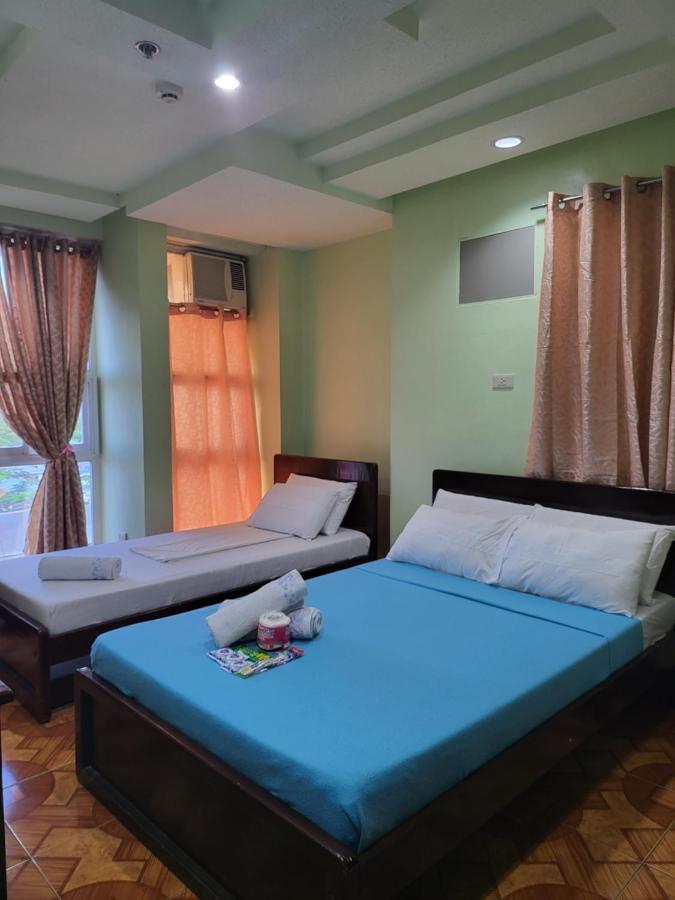 Oyo 573 Voyagers Palace Puerto Princesa Ngoại thất bức ảnh