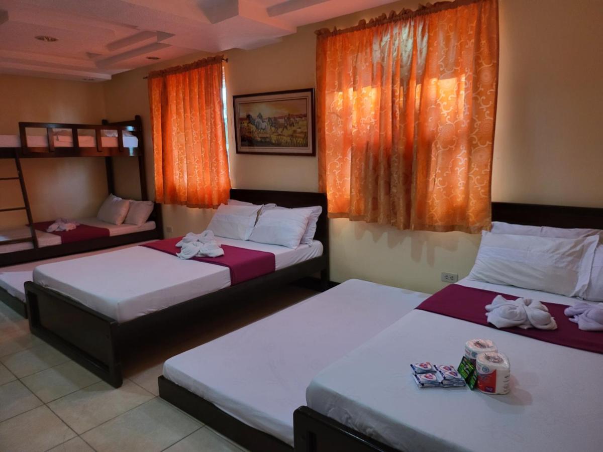 Oyo 573 Voyagers Palace Puerto Princesa Ngoại thất bức ảnh