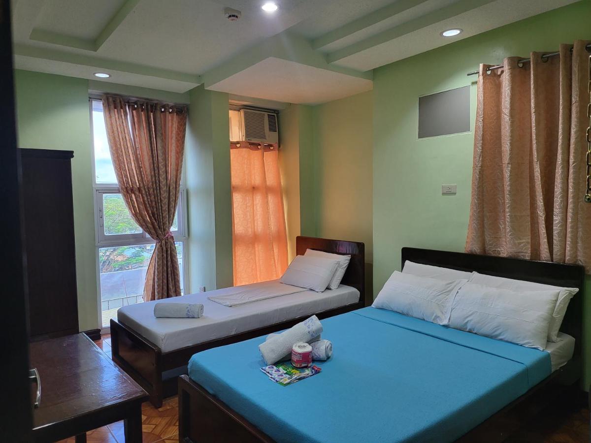 Oyo 573 Voyagers Palace Puerto Princesa Ngoại thất bức ảnh