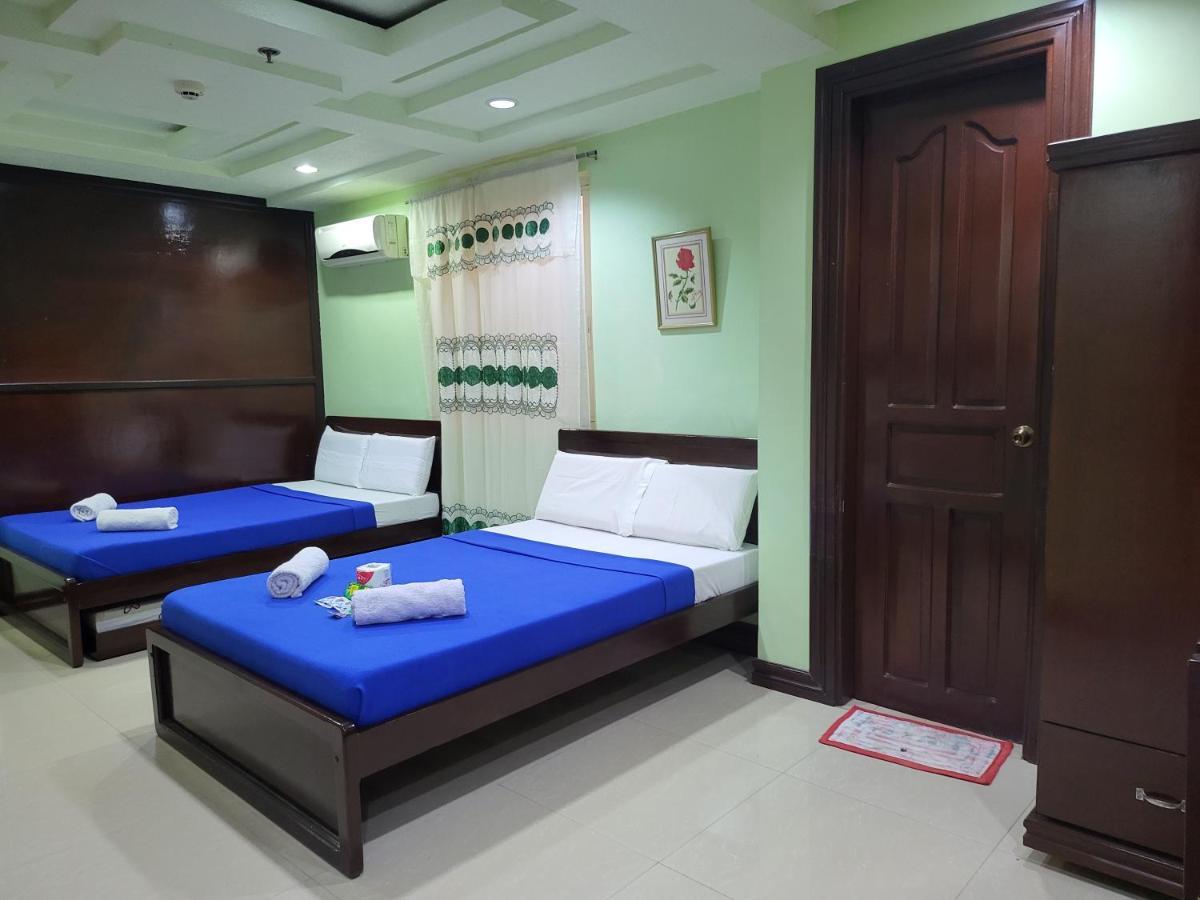 Oyo 573 Voyagers Palace Puerto Princesa Ngoại thất bức ảnh