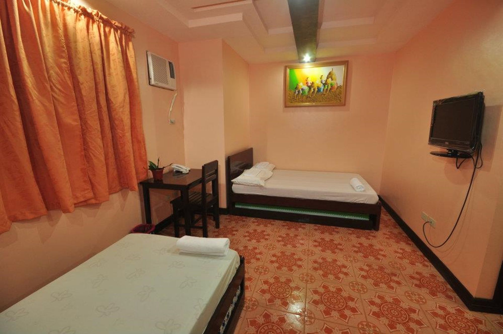 Oyo 573 Voyagers Palace Puerto Princesa Ngoại thất bức ảnh